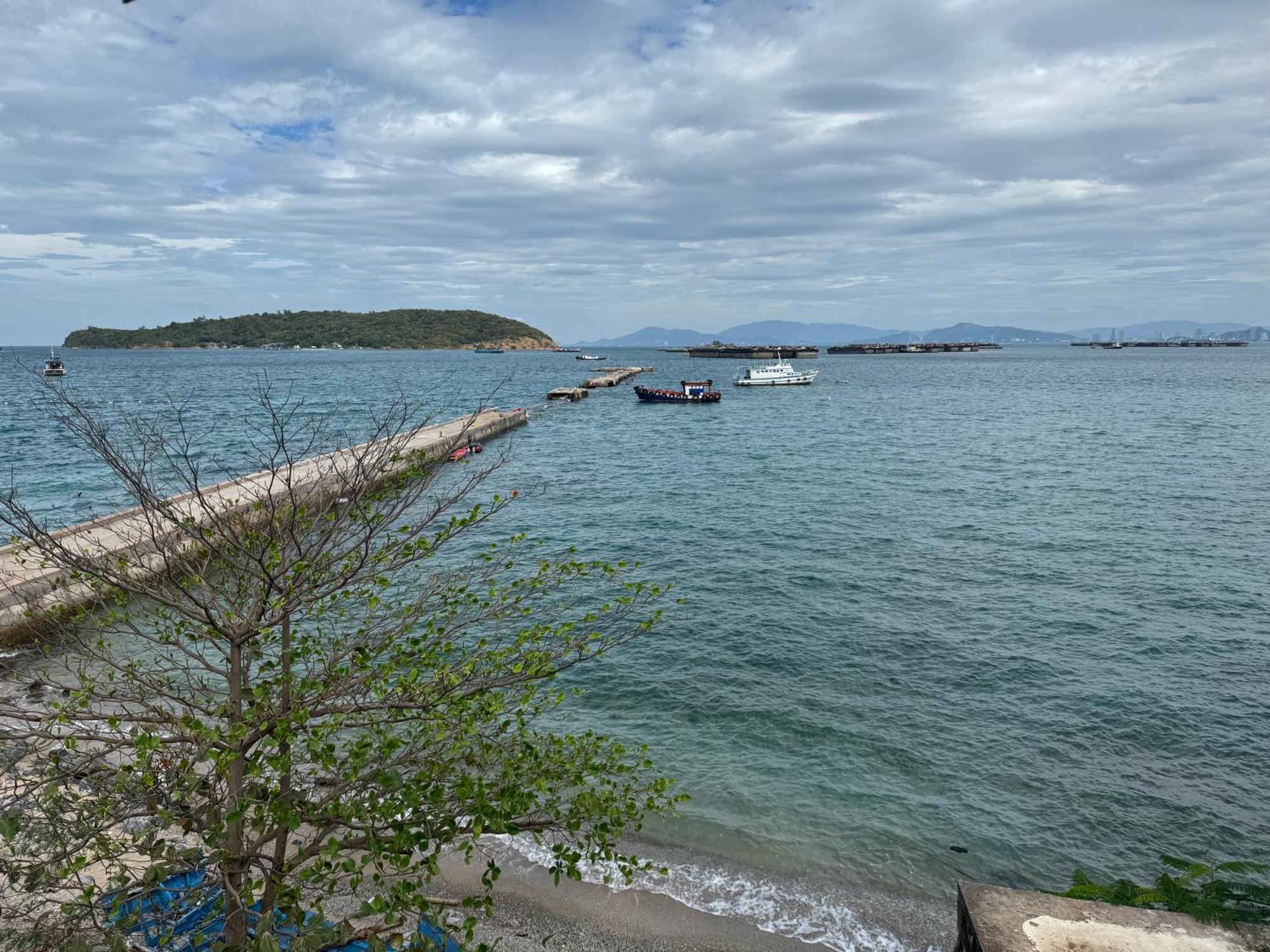 Rimtalay Resort Koh Si Chang Ko Si Chang Exterior foto