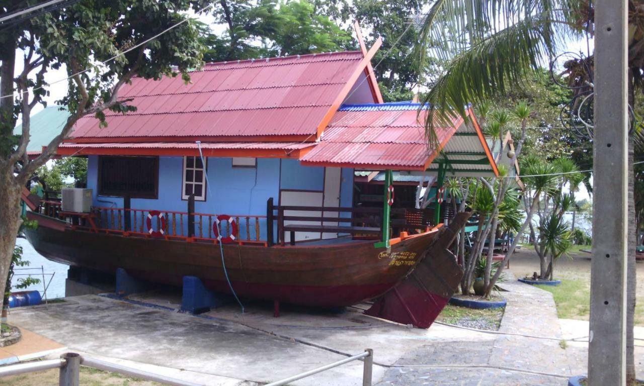 Rimtalay Resort Koh Si Chang Ko Si Chang Exterior foto